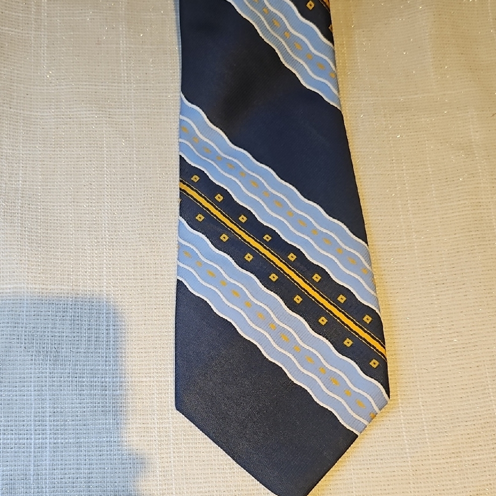Superba Elegant Blue and Gold Men's Tie